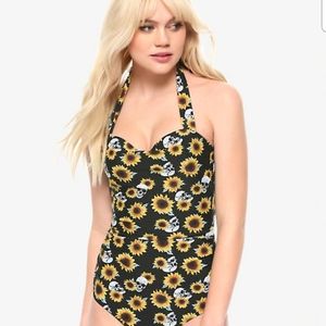 Hot Topic Sunflower Suit